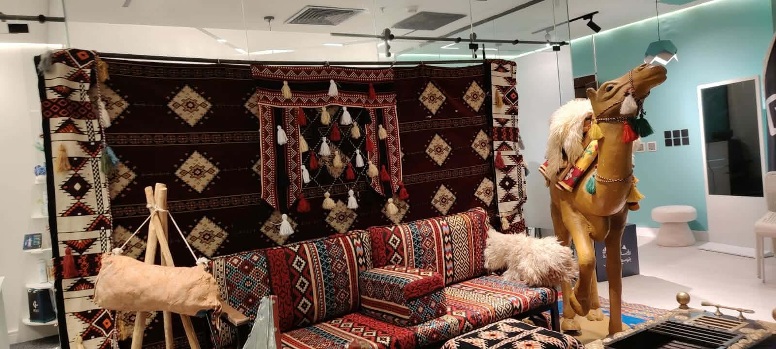 جلسات حجازية أم مغربية؟ دليلك لاختيار الأنسب لمناسبتك