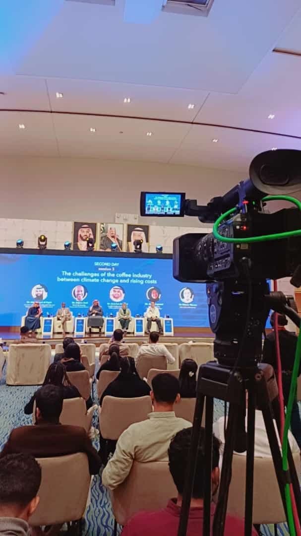 الفرق بين شاشات LED للفعاليات: متى تستخدم كل نوع؟